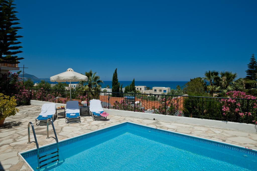 Amalia Villa Polis Buitenkant foto